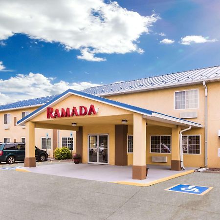 Ramada By Wyndham Сиукс Фолс Екстериор снимка